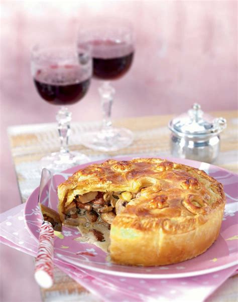 Recette tourte forestière aux champignons Marie Claire