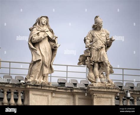 Saint Peter Basilica Rome Detail Of Statue On Columns Roof Stock Photo