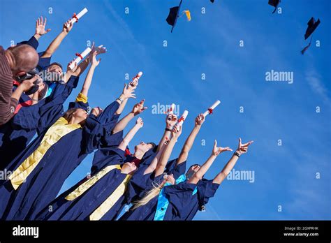 Hand Over Certificate Hi Res Stock Photography And Images Alamy