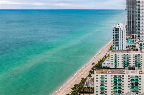 1400 Fort Lauderdale Florida Skyline Stock Photos Pictures And Royalty