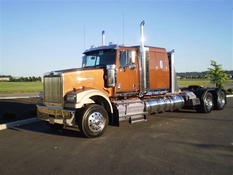 4900-SF-68-Sleeper-Long-Haul | Western star trucks, Cool trucks, Big trucks