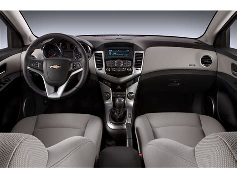 2012 Chevrolet Cruze: 40 Interior Photos | U.S. News