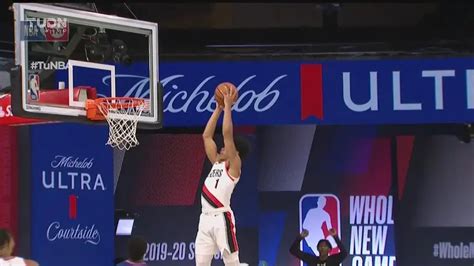 Precioso Alley Oop Mccollum Hace Volar A Simons Para La Canasta