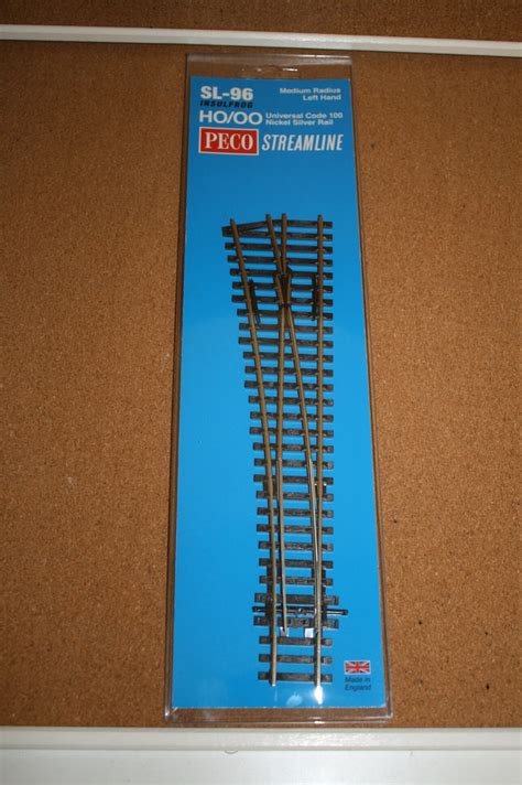 Peco Streamline SL 96 Medium Radius Right Hand Insulfrog OO HO Gauge