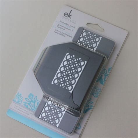 EK Success Paper Shapers Slim Profile Large Edger Punch Pattern Circles