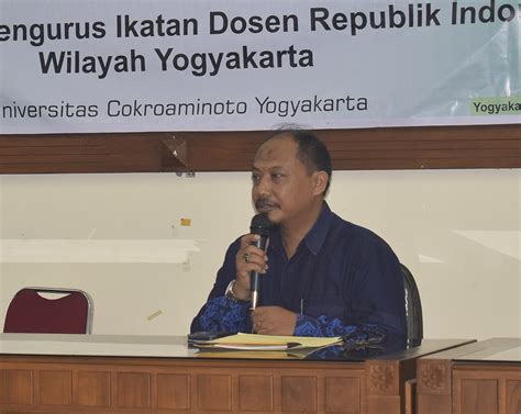 Mengapa Revolusi Industri Menghasilkan Paham Ekonomi Kapitalisme