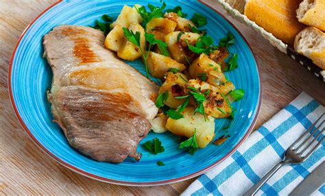 Cerdo A La Plancha Con Papas Al Perejil Calor As Fitia