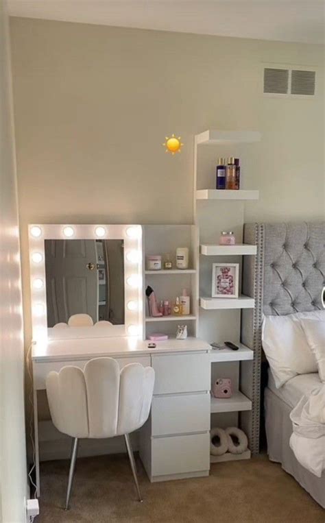 Vanilla girl room inspo | Dicas decoração quarto pequeno, Decoração ...