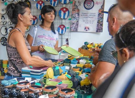 Feria Arte en La Rampa el arte más cerca de todos Cultura Granma