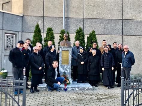 Susret Hrvatskih Du Obri Nika I Postavljanje Biste Bl Alojzija