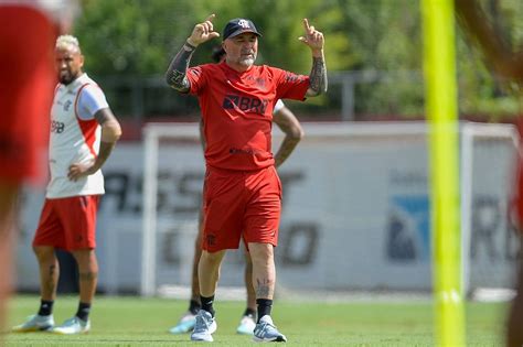 Sampaoli Flamengo volta a ter treino de manhã em dia de jogos à noite