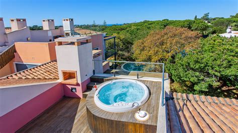 Luxury 2 Bedroom Apartment In Vale Do Lobo With Jacuzzi - Rent Villas