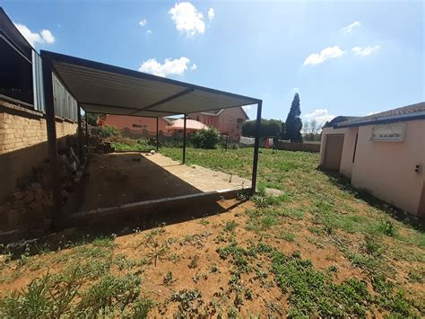 3 Bedroom House For Sale In Ennerdale Remax™ Of Southern Africa