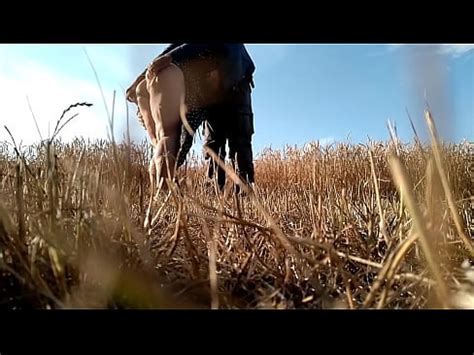 Sexy MILF In A Beautiful Dress Gives Me A Handjob In The Field XVIDEOS