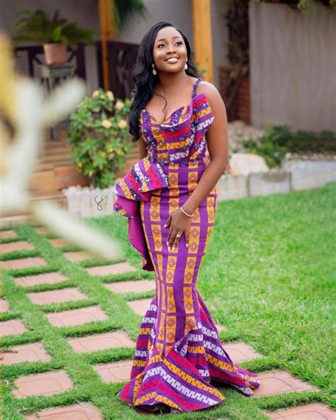 Pretty Ghanaian Bride In Purple Kente Mermaid Dress Clipkulture