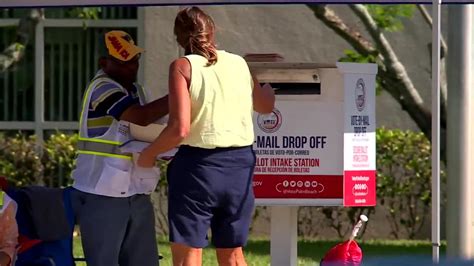 Early Voting Heats Up In Palm Beach County