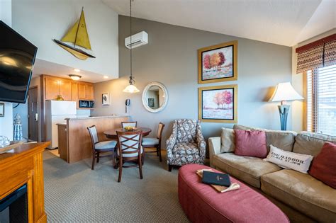 The Landmark Resort - Circle Wisconsin