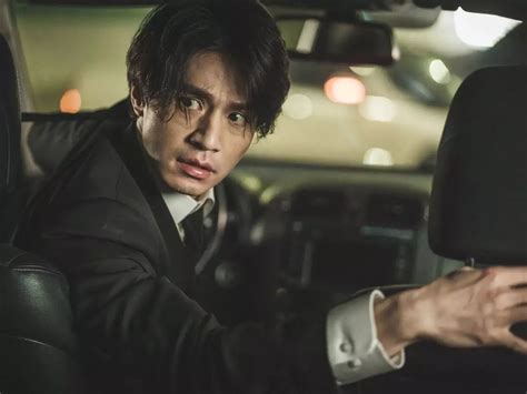 A Shop For Killers Peek Into Lee Dong Wook And Kim Hye Joon S Action