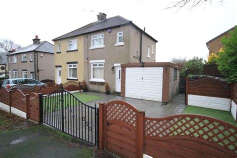 Ashbourne Avenue Bolton Bd2 2 Bed Semi Detached House For Sale £135 000