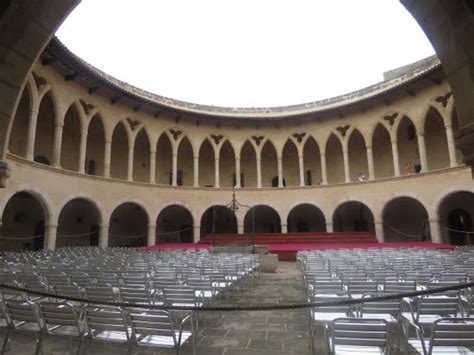 interior courtyard - Picture of Bellver Castle (Castell de Bellver), Palma de Mallorca - TripAdvisor