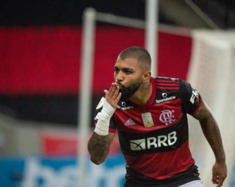 Gabigol O Maior Jogador No Brasil Hoje E N O Pode Ficar No Banco Diz