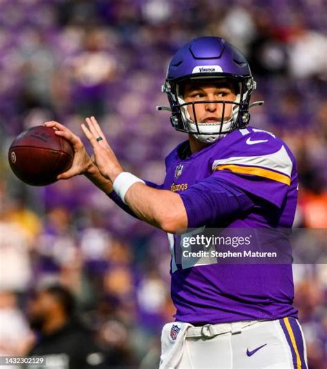 Nick Mullens Photos And Premium High Res Pictures Getty Images