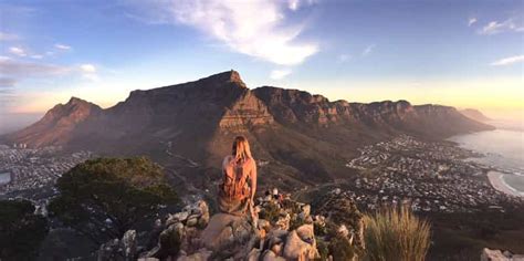 Cape Town Hour Lion S Head Sunset Hike Getyourguide