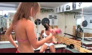 Mira Catfight Sexfighting Wrestling Catfight Babe Porn SpankBang