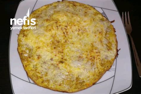 Enfes Patatesli Kaşar Peynirli Omlet Nefis Yemek Tarifleri