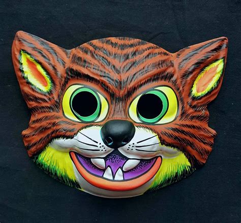 Vintage 1980s Plastic Brown Cat Mask Brown Cat Cat Mask Halloween Masks