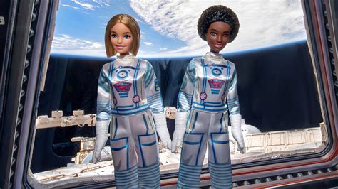 Toys & Hobbies BARBIE Space Discovery Astronaut African-American Doll ...