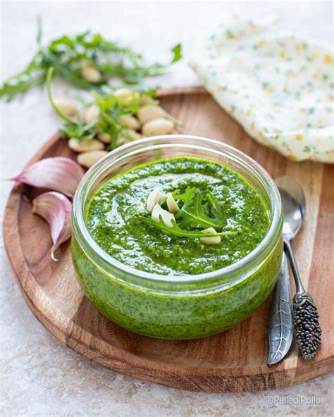 Pesto Di Rucola Semplice Gustoso E Veloce Da Preparare