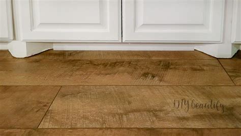 Where To Find Farmhouse Laminate Floors And How To Install Them Diy Beautify Creating