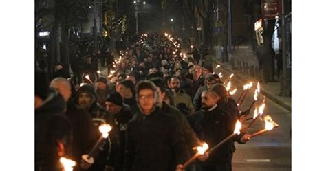 "Без нацисти по улиците ни" - демонстрация срещу Луковмарш в София