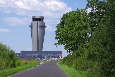 Katowice Airport Wok Lotniska Film Poznaj G Rny L Sk I Okolice