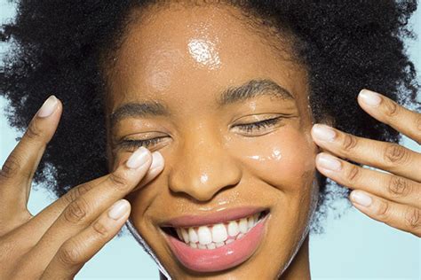Does Vaseline Help Clear Acne Breakouts Goodglow