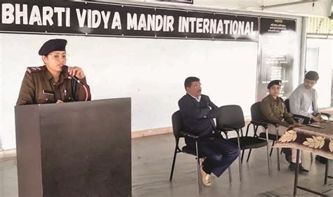 Cyber Awareness Program Held In Bharati Vidya Mandir School भारती विद्या मंदिर स्कूल में हुआ