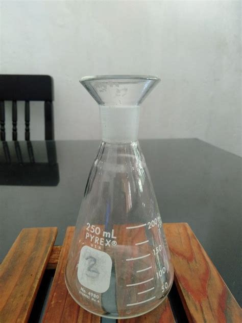 Pyrex Glass Beakers Erlenmeyer Flask On Carousell