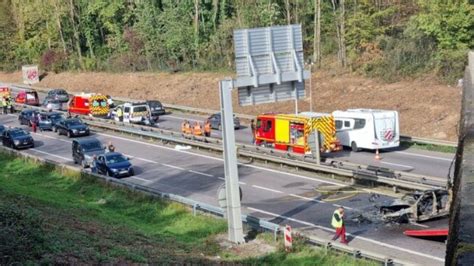 Thionville voiture en feu sur l A31 quatre blessés dont un grièvement