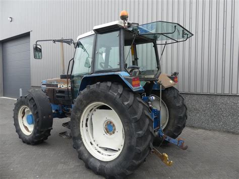 Ford 7840