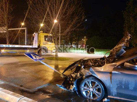 Odvalio Saobra Ajni Znak Sudar Tri Automobila U Centru Banjaluke Foto