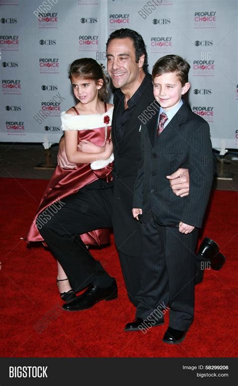 Brad Garrett Children