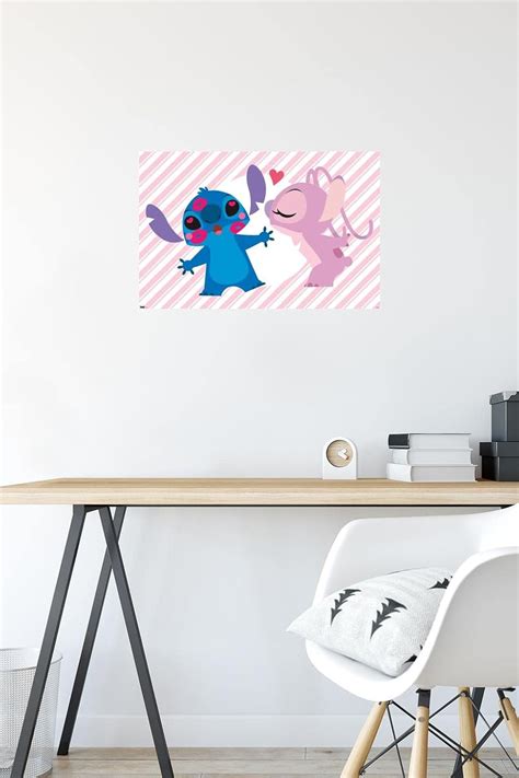 Trends International Disney Lilo And Stitch P Ster De Pared De Ngel