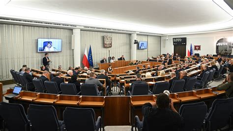 Senatorowie Za Nowelizacj Ustawy O Krs Wa Na Poprawka W Sprawie