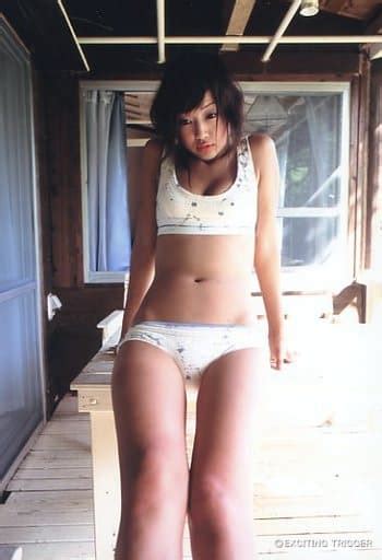 Official Photo Female Gravure Idol Risa Kudo Kneecap Swimsuit