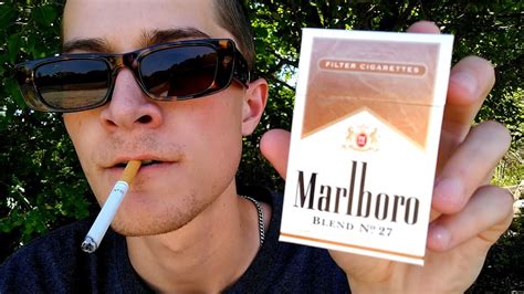 Smoking A Marlboro Blend No Cigarette Review Youtube