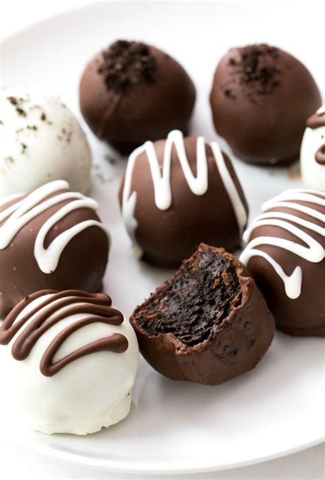 Easy Oreo Truffles