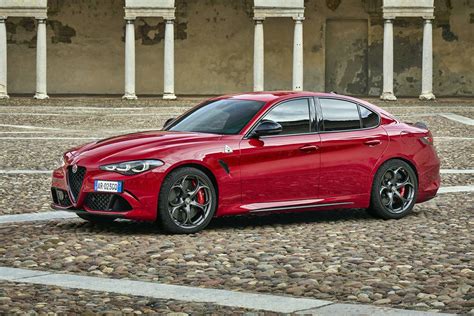 Alfa Romeo Giulia Quadrifoglio Anniversario Cu Nto Vale El Nico