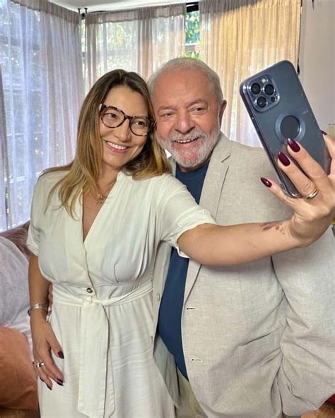 Janja Silva A Desconhecida Que Se Casou Lula E Que Salta Para As