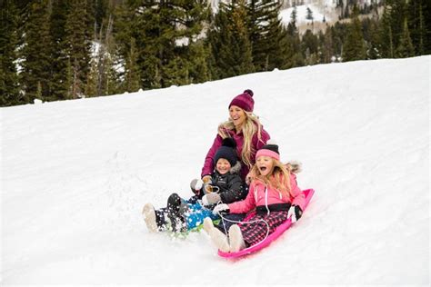 A Guide to Snow Tubing & Sledding in Utah - Ski Utah | Snow tubing ...